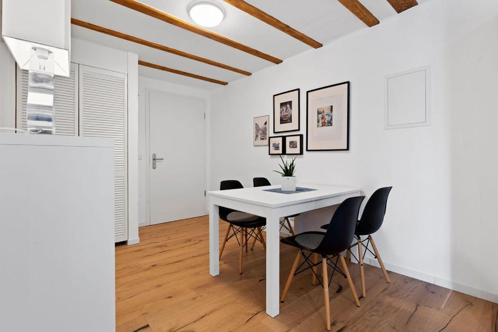 Second Home - Ferienwohnungen Fischbach Friedrichshafen Bagian luar foto