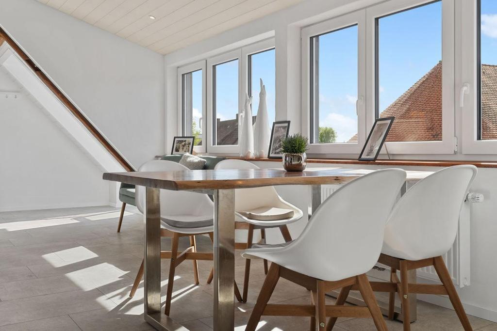 Second Home - Ferienwohnungen Fischbach Friedrichshafen Bagian luar foto