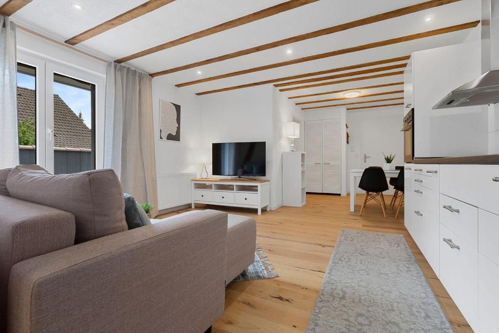 Second Home - Ferienwohnungen Fischbach Friedrichshafen Bagian luar foto