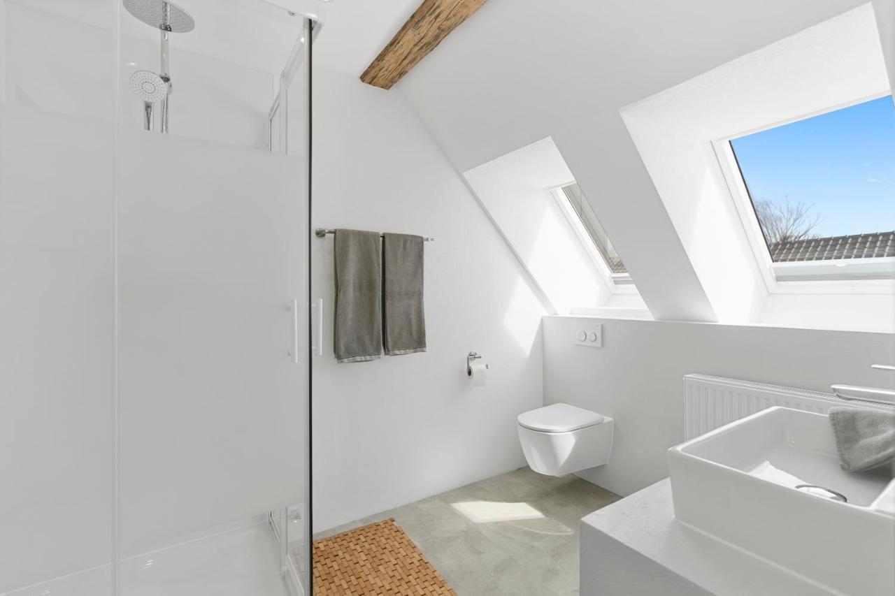 Second Home - Ferienwohnungen Fischbach Friedrichshafen Bagian luar foto